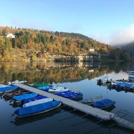 Maison Du Lac - Sejour A La Semaine Hotell Les Brenets Exteriör bild